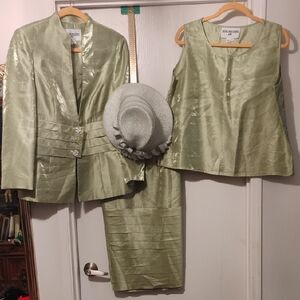SUNDAY SERVICE  Elegant Green Suit Set with Hat